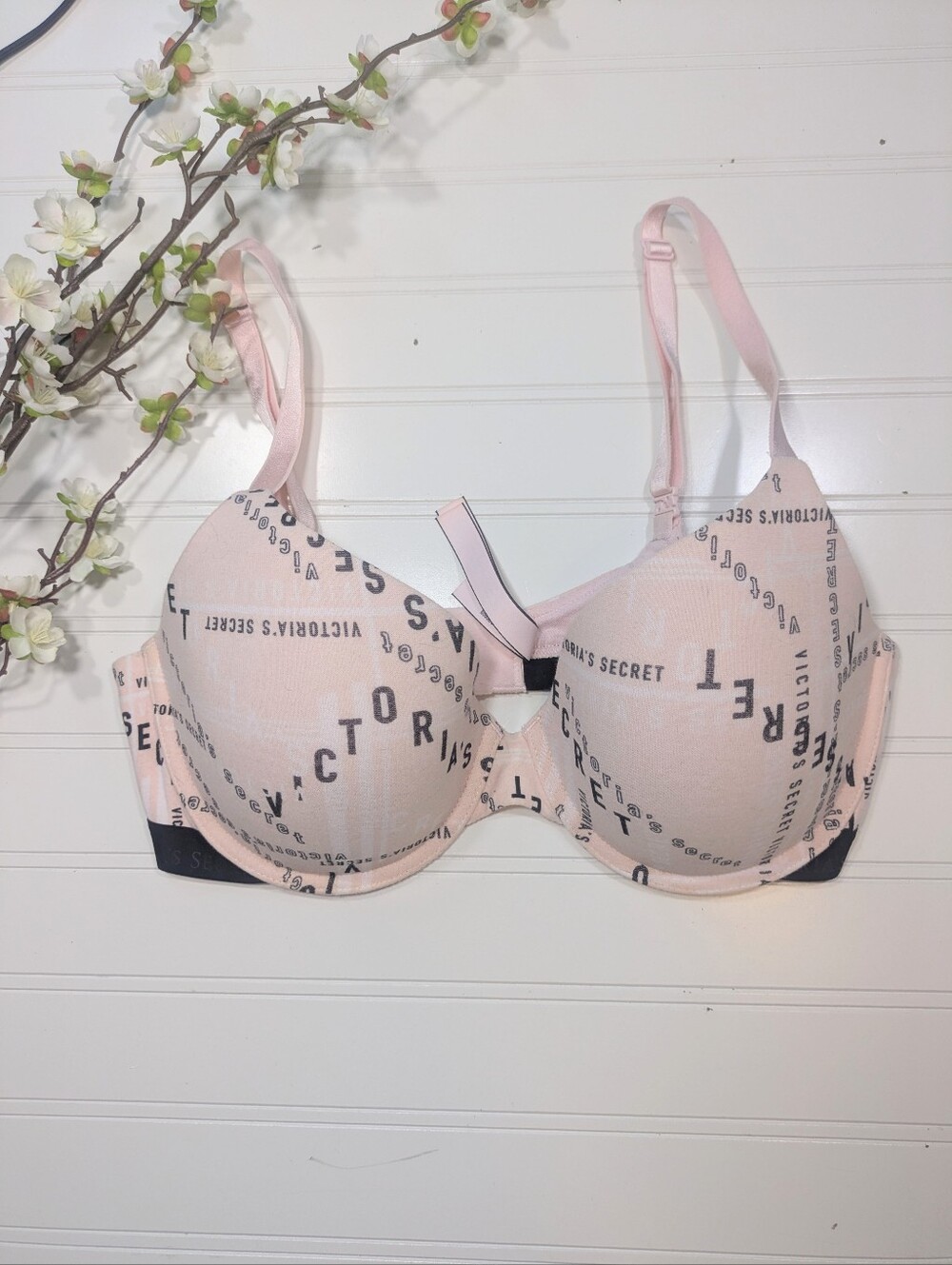 Victoria's Secret Punk Logo Soft Cotton T-shirt Lightly Lined Demi Bra